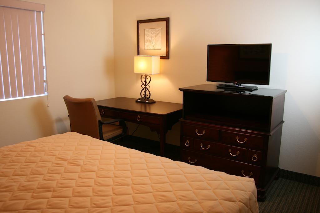 Affordable Suites - Fayetteville/Fort Bragg Room photo